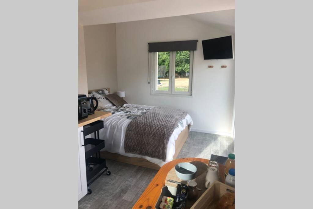 Studio Au Numero 10, Proche Zoo De Beauval Et Sortie D Autoroute Villefranche-sur-Cher Εξωτερικό φωτογραφία